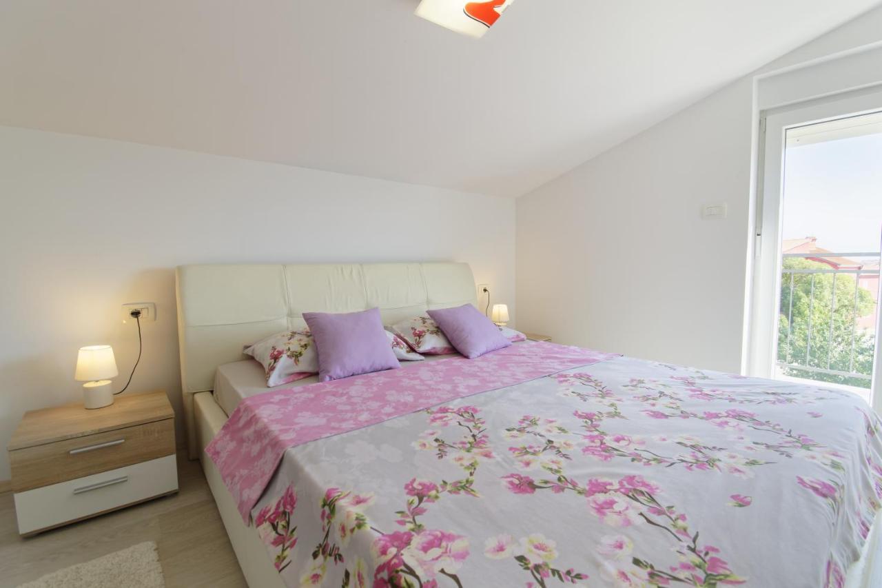 Apartments Goran By Rent Istria أوماغ المظهر الخارجي الصورة